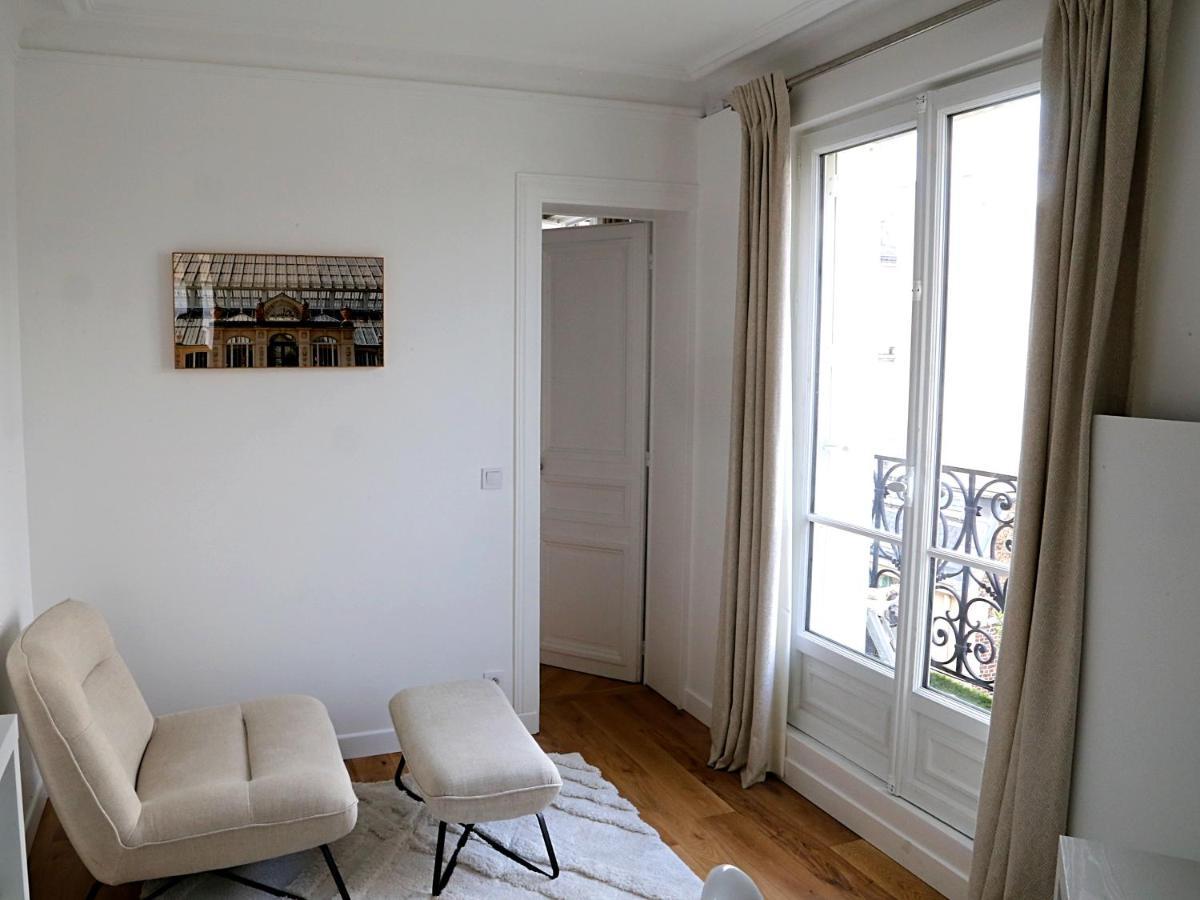 Le Ciel De Paris - Montparnasse & Jardin Du Luxembourg Bed & Breakfast Exterior photo