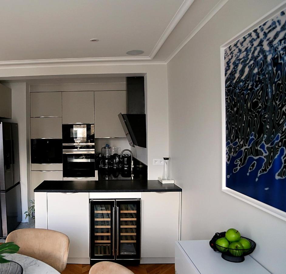 Le Ciel De Paris - Montparnasse & Jardin Du Luxembourg Bed & Breakfast Exterior photo